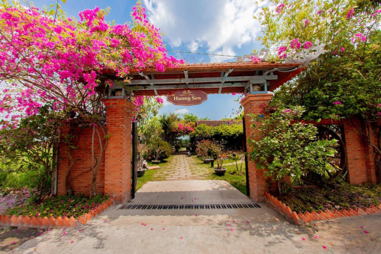 Khu Nghi Duong Huong Sen - Binh My, Cu Chi Hotel Ho Chi Minh City Exterior photo