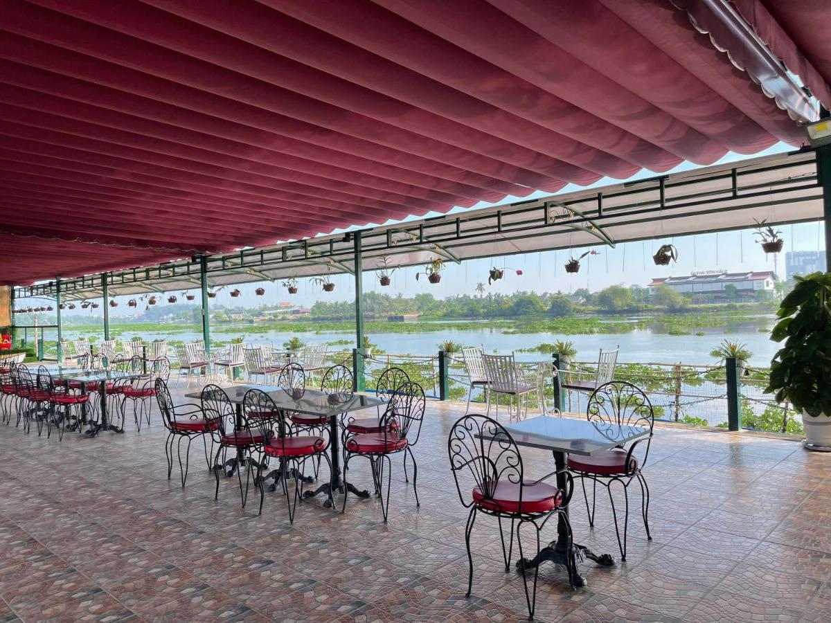 Khu Nghi Duong Huong Sen - Binh My, Cu Chi Hotel Ho Chi Minh City Exterior photo